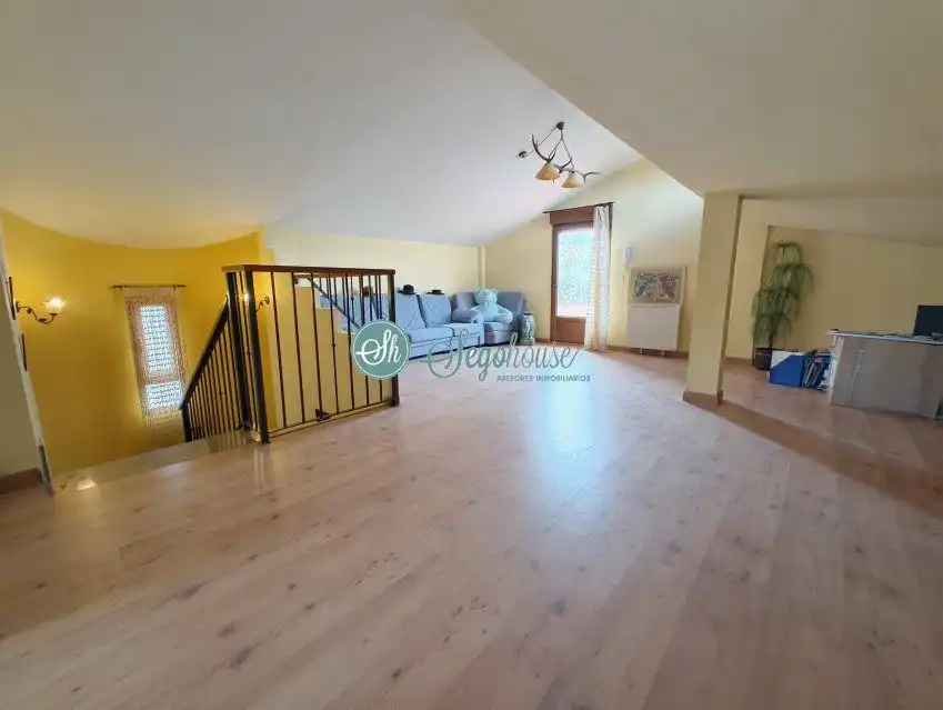Sala de estar de Casa o chalet en venta en San Cristóbal de Segovia con Calefacción, Jardín privado y Terraza