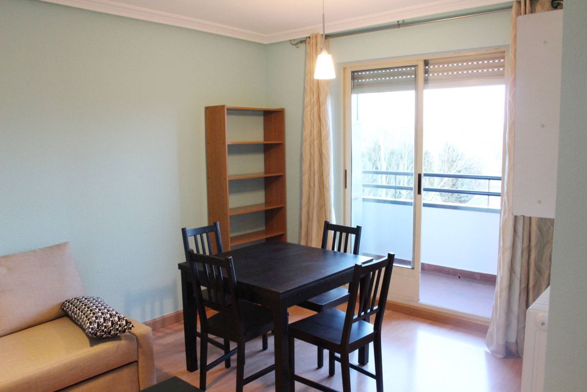 Comedor de Piso de alquiler en Salamanca Capital con Calefacción y Amueblado