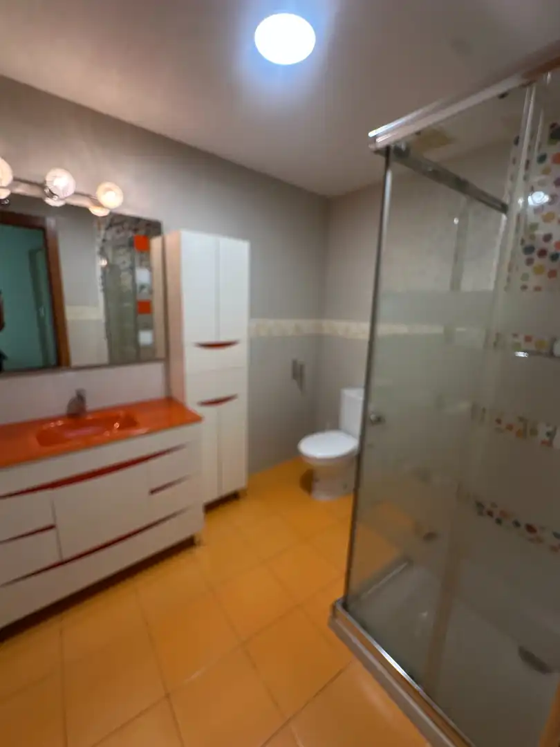 Bathroom of Apartments for rent in León Capital   with Heating, Parquet flooring and Terrace