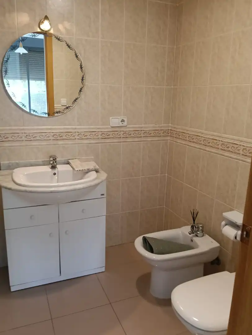 Baño de Piso de alquiler en Xàtiva con Aire acondicionado, Calefacción y Amueblado