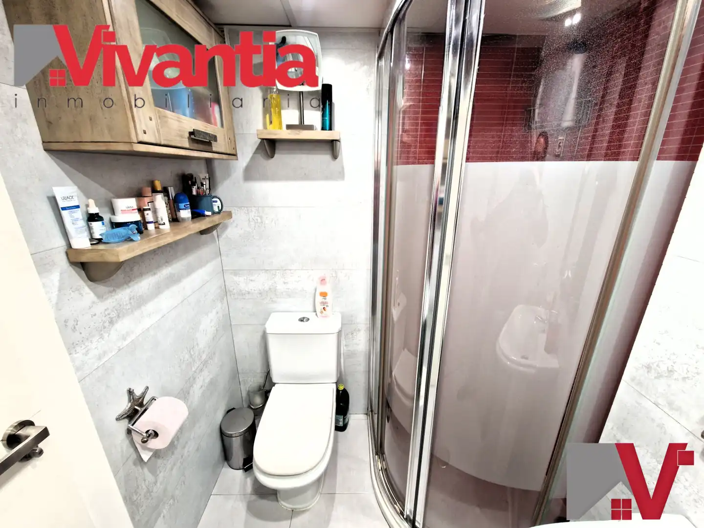Bathroom of Flat for sale in Lorca  with Air Conditioner, Heating and Furnished