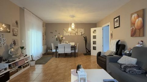Foto 3 de Casa adosada en venta en Cabanillas del Campo, Guadalajara