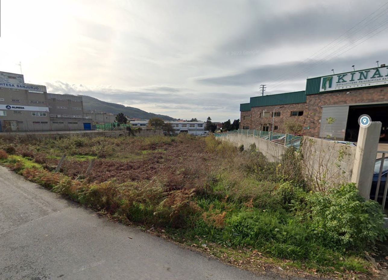 Terreny industrial en venda en Vigo 