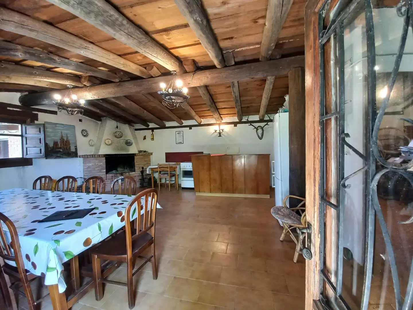 Comedor de Finca rústica en venta en Cayuela con Jardín privado