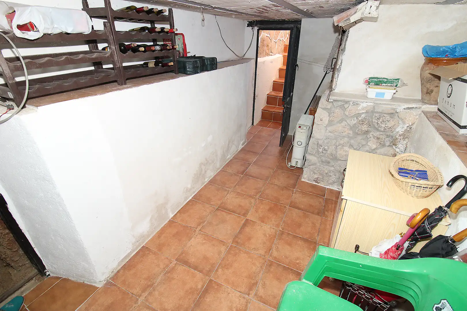 Einfamilien-Reihenhaus zum Verkauf in Torremocha de Jarama mit Heizung, Privatgarten und Internet