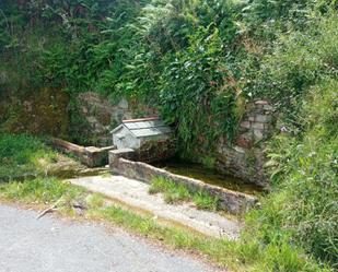 Vista exterior de Finca rústica en venda en Cudillero amb Jardí privat