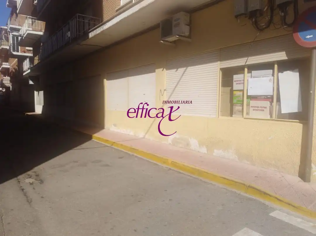 Local comercial en venda a Torrijos