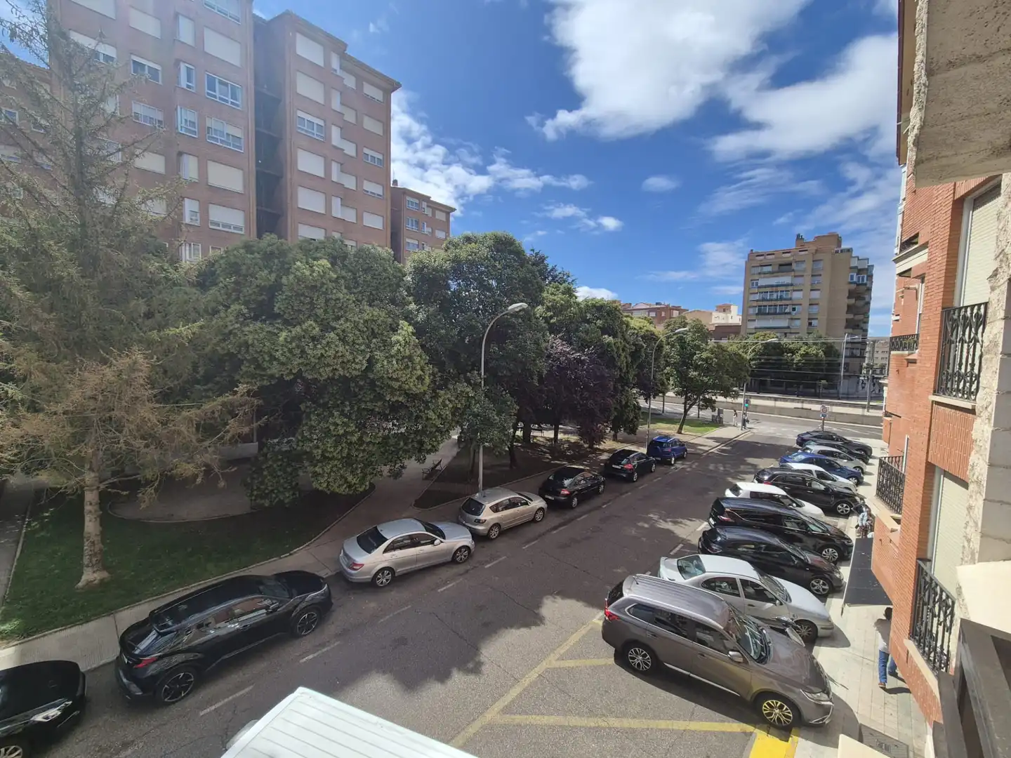 Parkplatz von Wohnung zum Verkauf in Palencia mit Heizung, Parkett und Terrasse