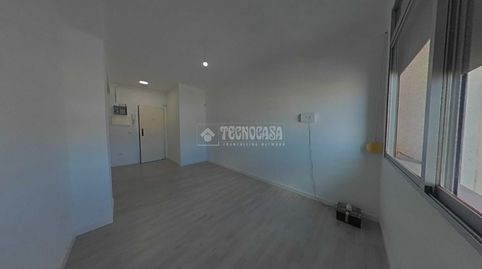 Foto 2 de Piso en venta en Sant Ildefons, Cornellà de Llobregat
