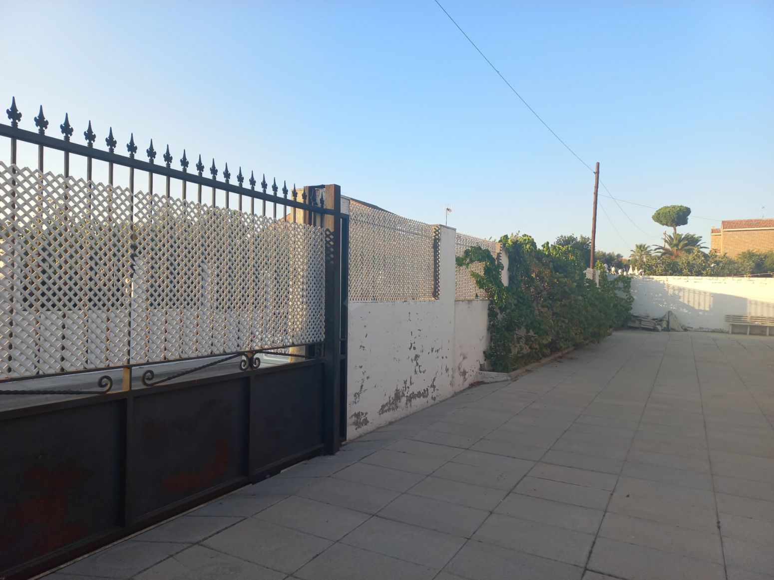 Vista exterior de Casa o xalet en venda en Yuncos amb Calefacció, Terrassa i Traster