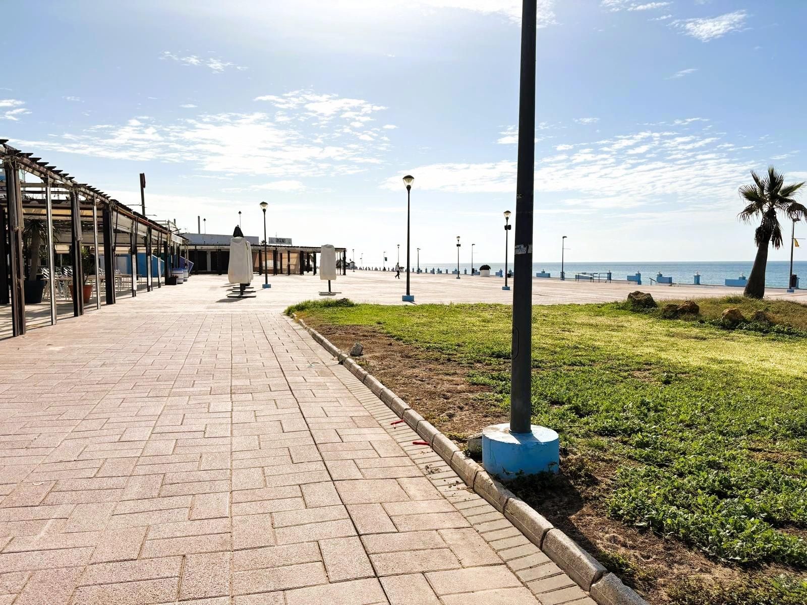 Exterior view of Single-family semi-detached for sale in Almonte  with Terrace and Balcony