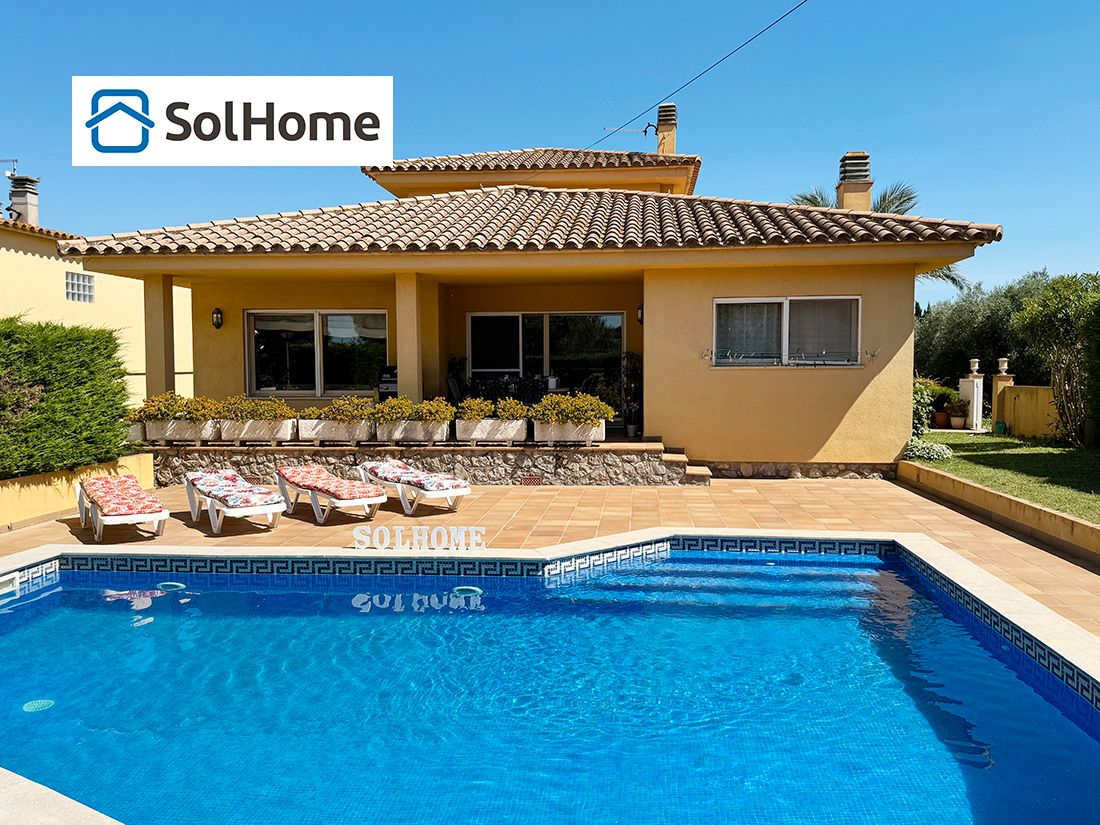 Exterior view of House or chalet for sale in Bellcaire d'Empordà  with Heating, Private garden and Terrace