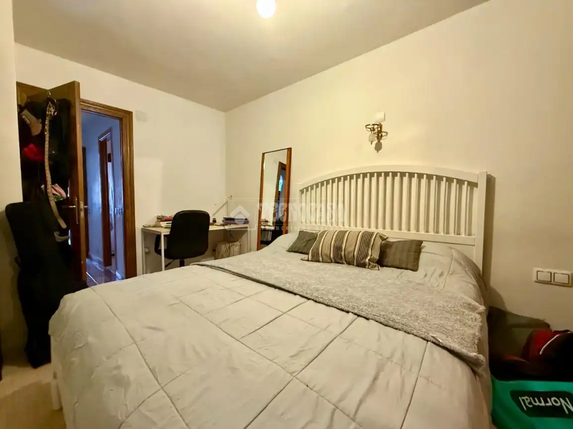 Habitación de Piso en venta en Alovera con Calefacción y Balcón