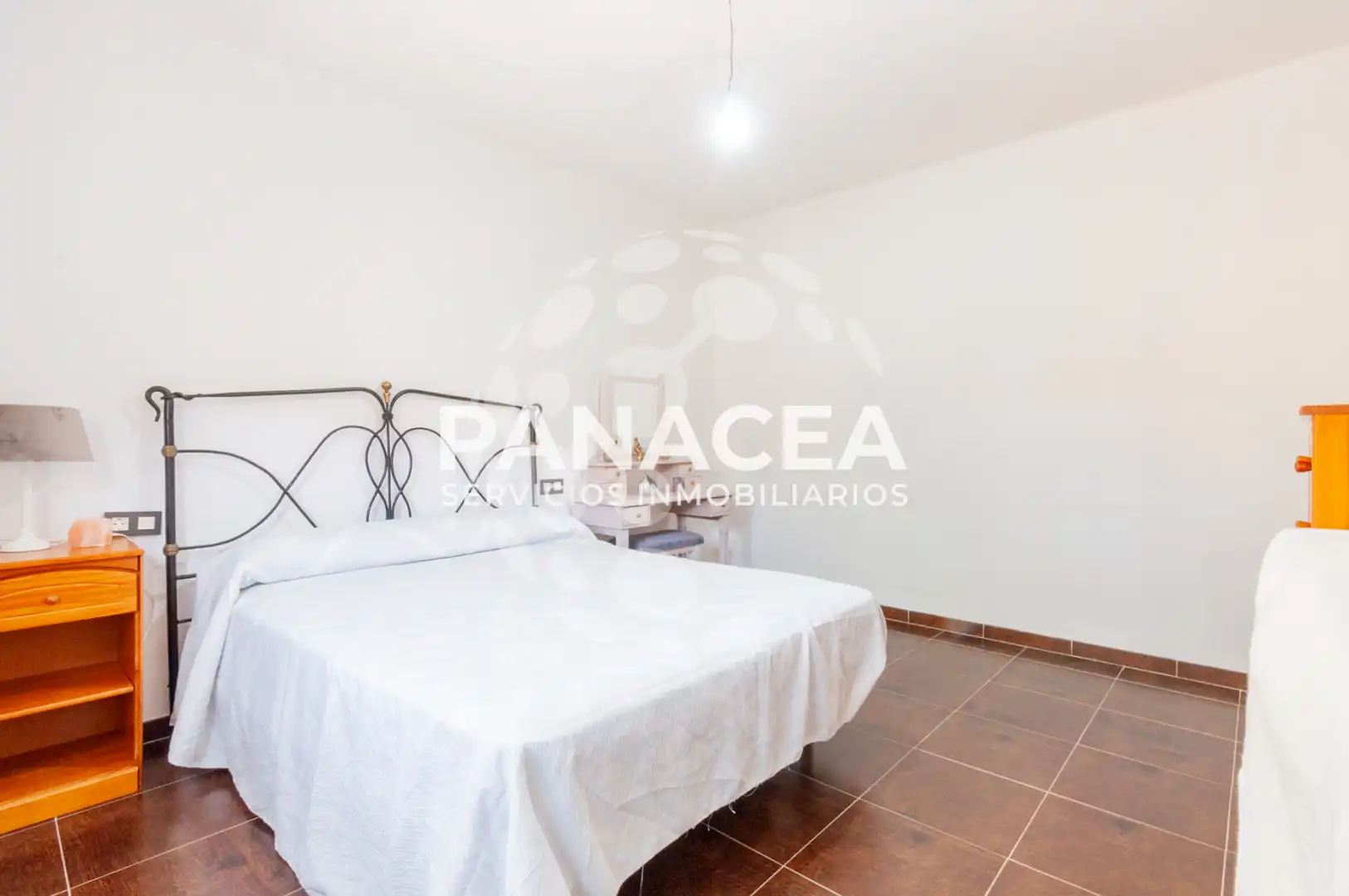 Dormitori de Casa o xalet en venda en Almegíjar amb Moblat, Forn i Microones