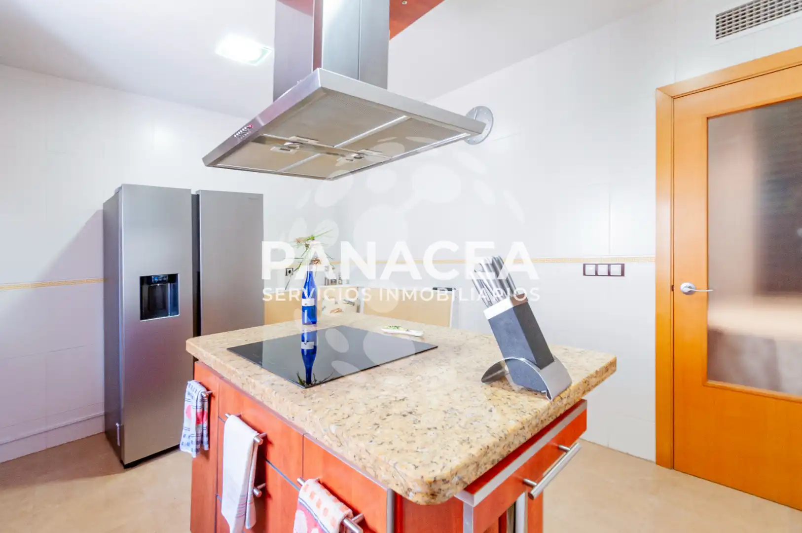 Cuina de Casa adosada en venda en Viator amb Terrassa, Moblat i Microones