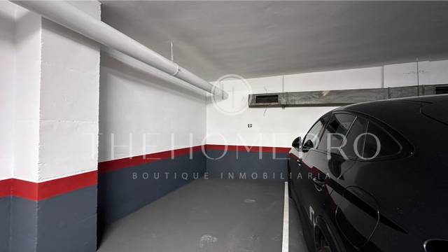 Garaje en Venta en Gran Via de les Corts Catalanes en Provençals del Poblenou