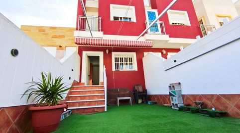 Foto 2 de Casa adosada en venta en Calle de Valle de Arán, Los Peñascos - El Salero - Los Imbernones, San Pedro del Pinatar