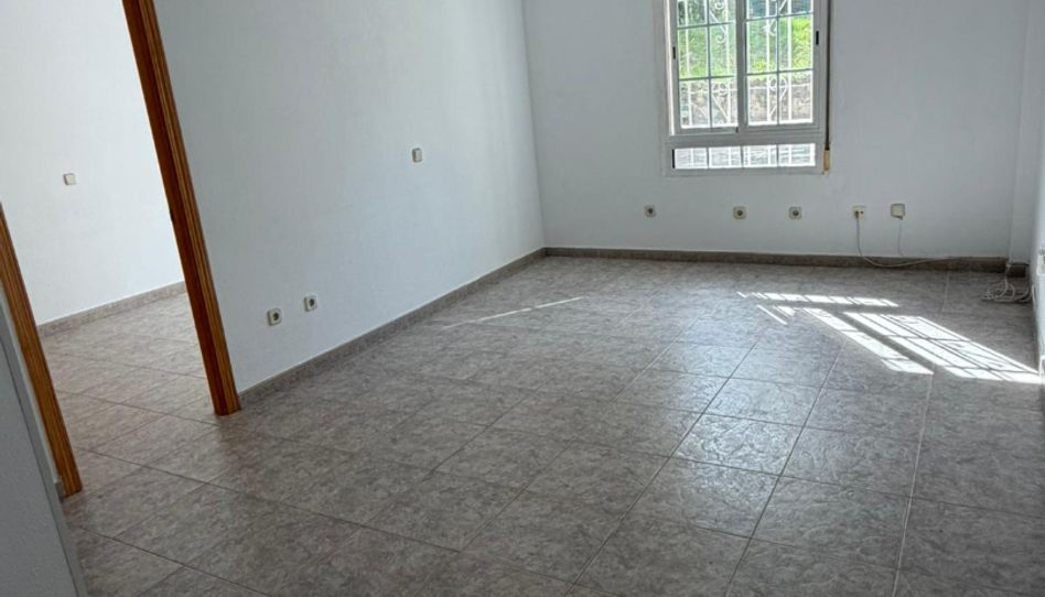 Piso de alquiler en Calle Virgen de las Angustias, 53, Loeches - Imagen 2