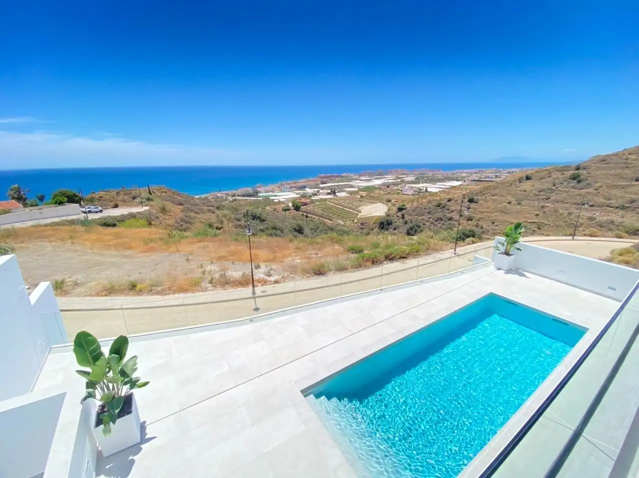 Piscina de Casa o xalet en venda en Torrox amb Aire condicionat, Calefacció i Jardí privat