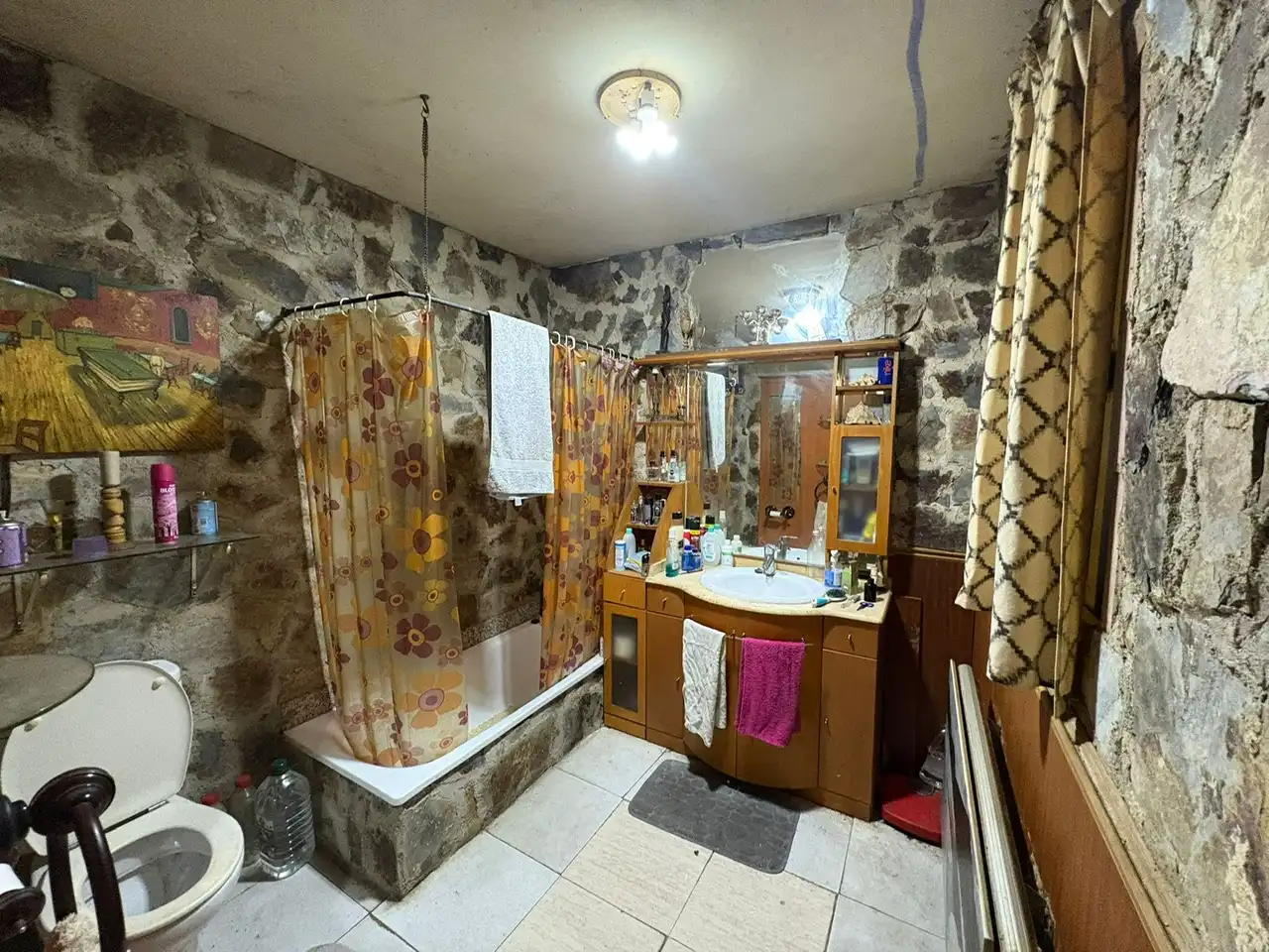 Bathroom of Country homes for sale in Vezdemarbán  with Private garden, Terrace and Storage room