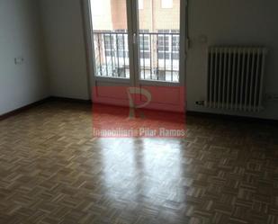 Living room of House or chalet for sale in San Andrés del Rabanedo  with Heating, Private garden and Parquet flooring