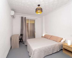Bedroom of Flat to share in Alicante / Alacant  with Air Conditioner, Heating and Terrace