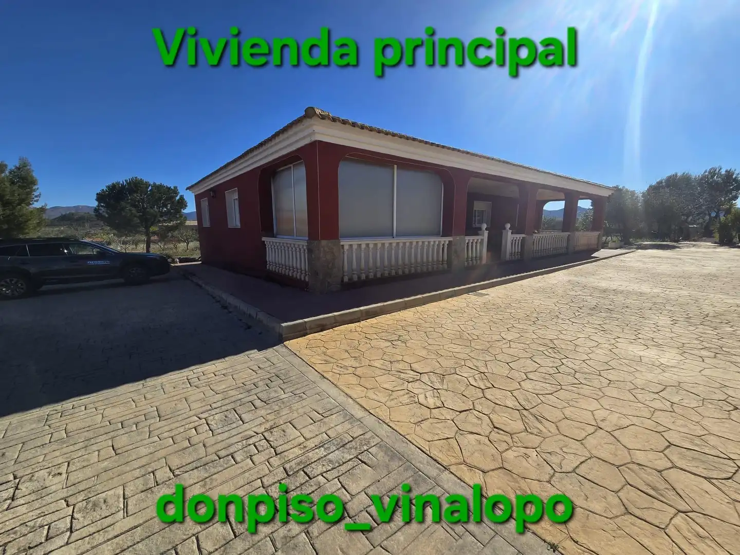 Vista exterior de Finca rústica en venda en Elda amb Calefacció i Piscina