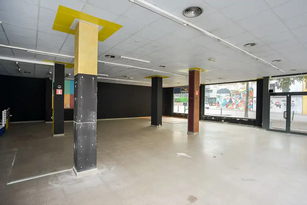Business premises to rent in C/ Santa Eugenia, imagen 13