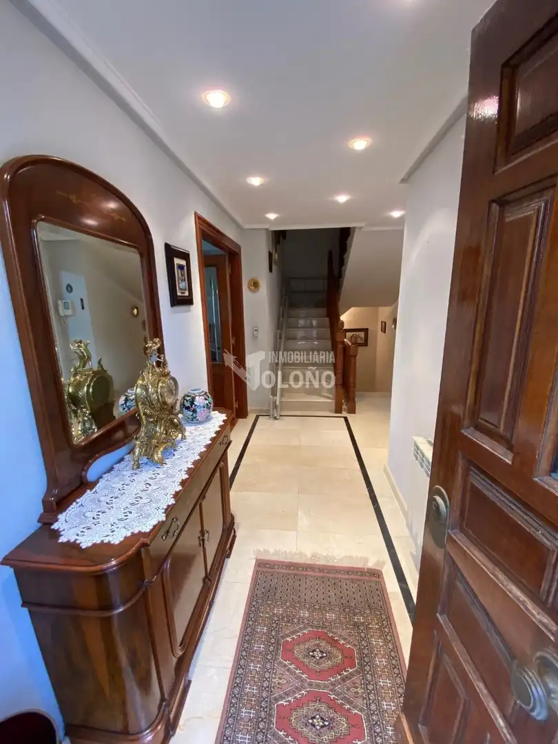 Casa o xalet en venda en Haro amb Calefacció, Jardí privat i Parquet
