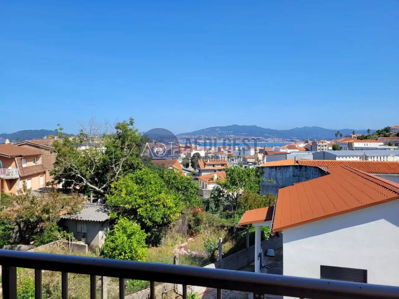 House with garden for sale in Rua Covaterreña, imagen 6