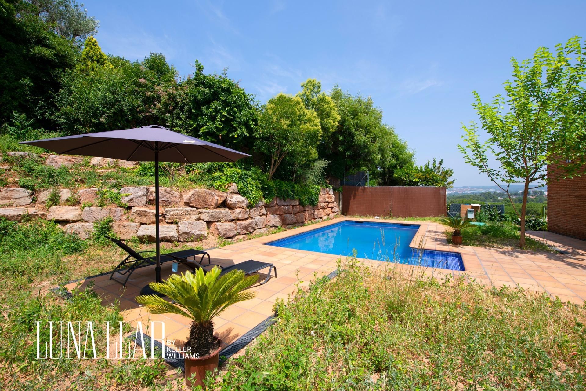 Garden of House or chalet for sale in Sant Cugat del Vallès  with Air Conditioner, Heating and Private garden