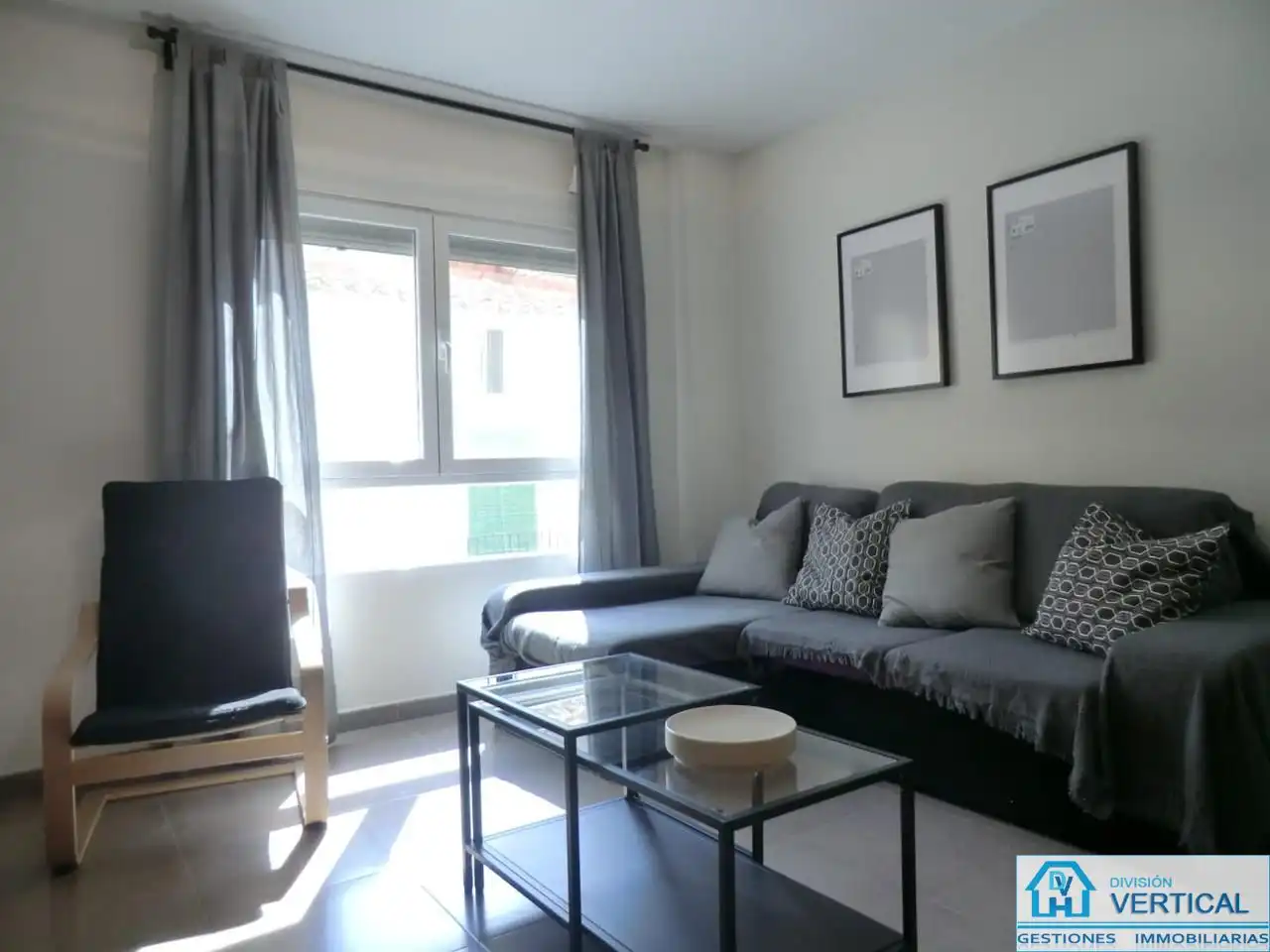 Living room of Flat for rent in Utiel  with Furnished