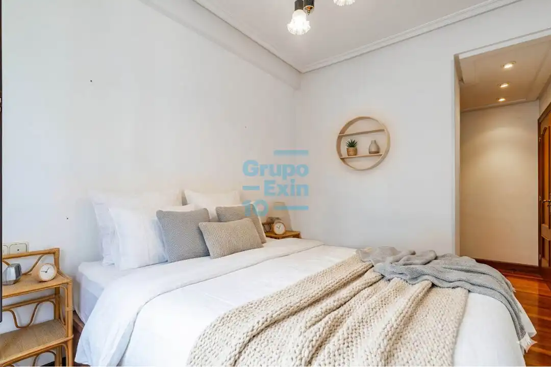 Habitación de Piso en venta en Donostia - San Sebastián  con Calefacción