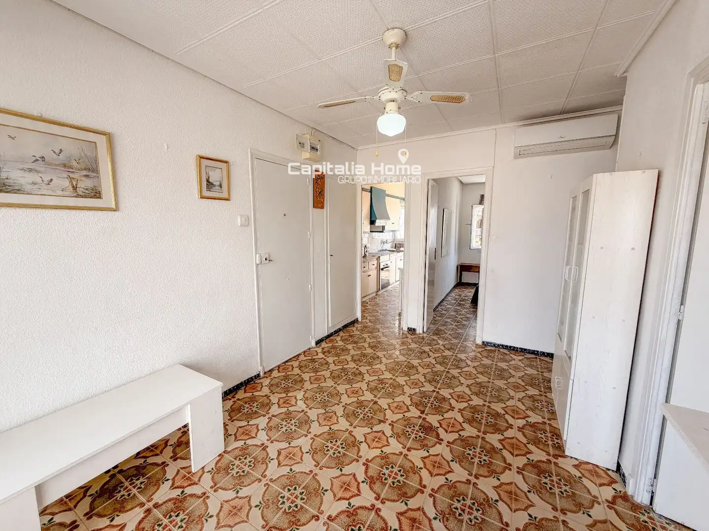 Wohnung zum Verkauf in Santa Pola mit Terrasse, Abstellraum und Möbliert