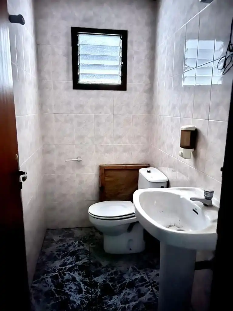 Badezimmer von Geschaftsraum zur Miete in Elche / Elx
