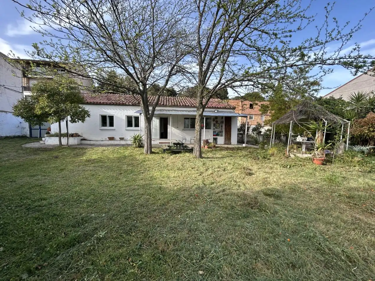 Vista exterior de Casa o xalet en venda en Cascante amb Calefacció, Jardí privat i Traster