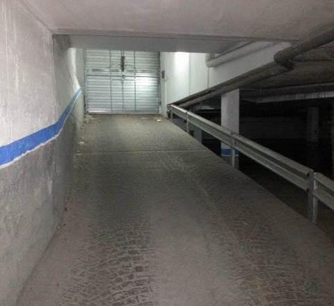 Foto 2 de Garatge en venda a Av Robert Graupera , Deltebre, Tarragona