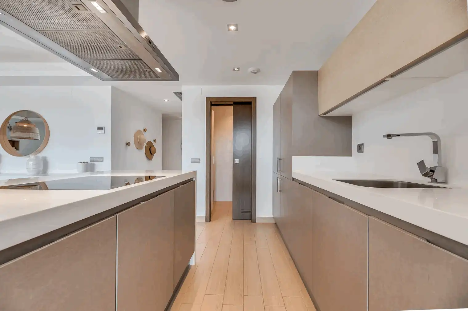 Cocina de Planta baja en venta en Benahavís con Aire acondicionado, Terraza y Trastero
