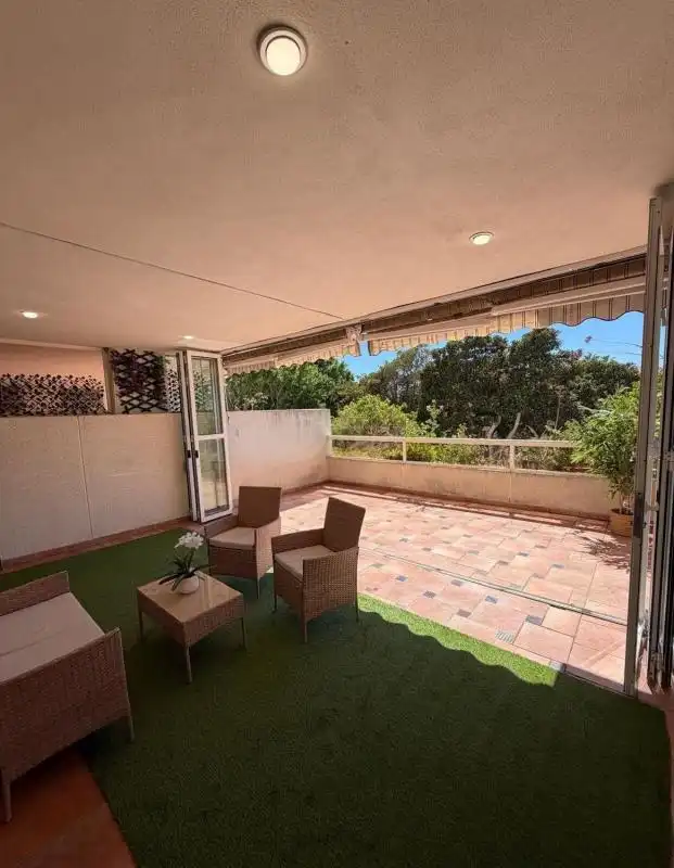 Wohnungen zum Verkauf in Alicante Golf