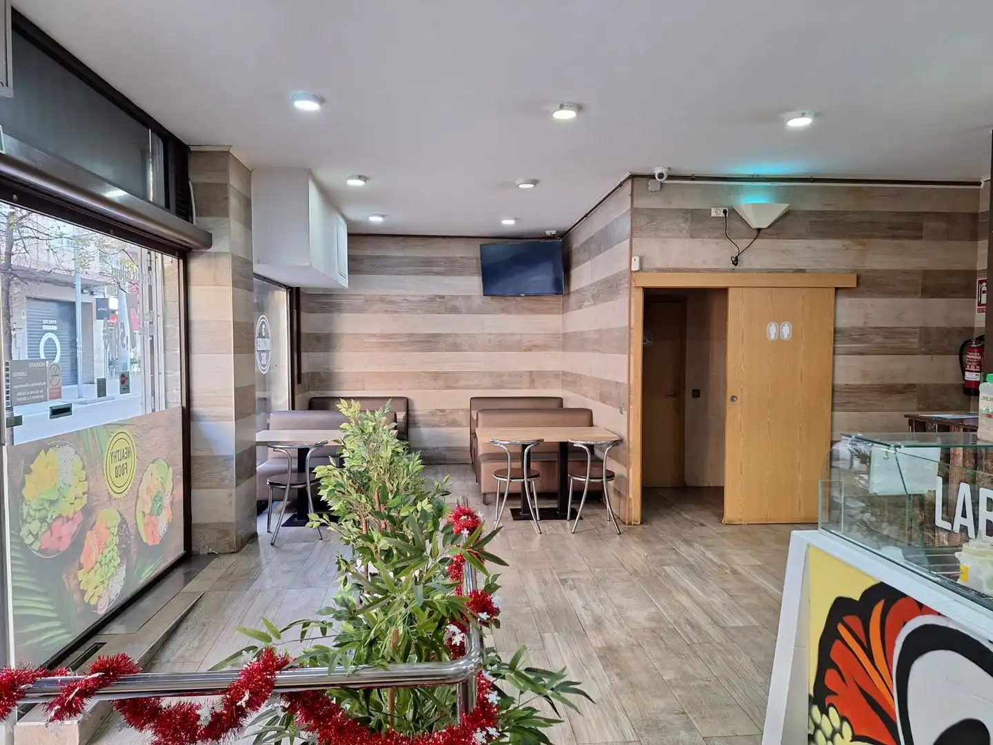 Local comercial en traspaso en La Gavarra, imagen 11