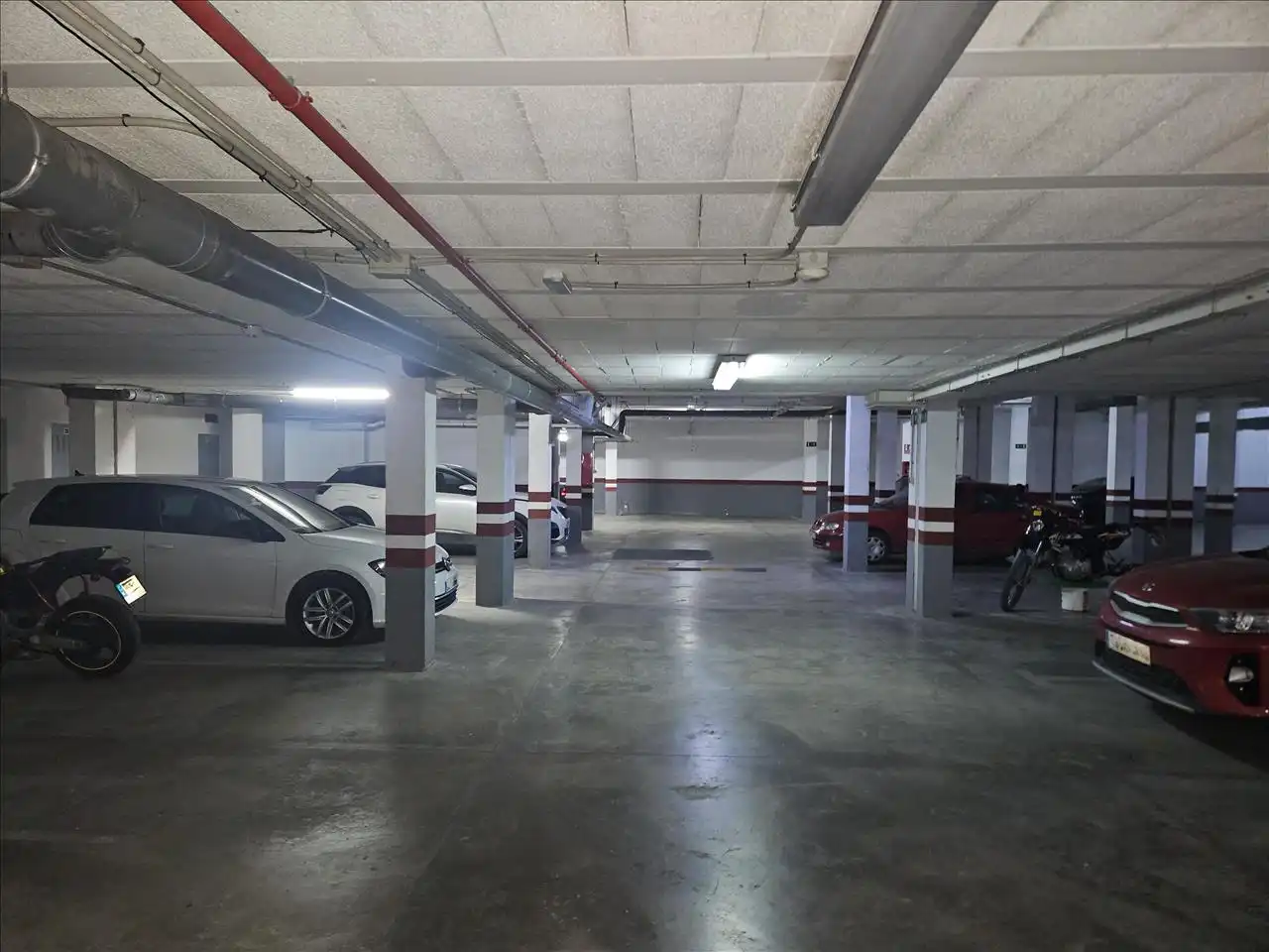 Aparcament de Garatge en venda en Burguillos