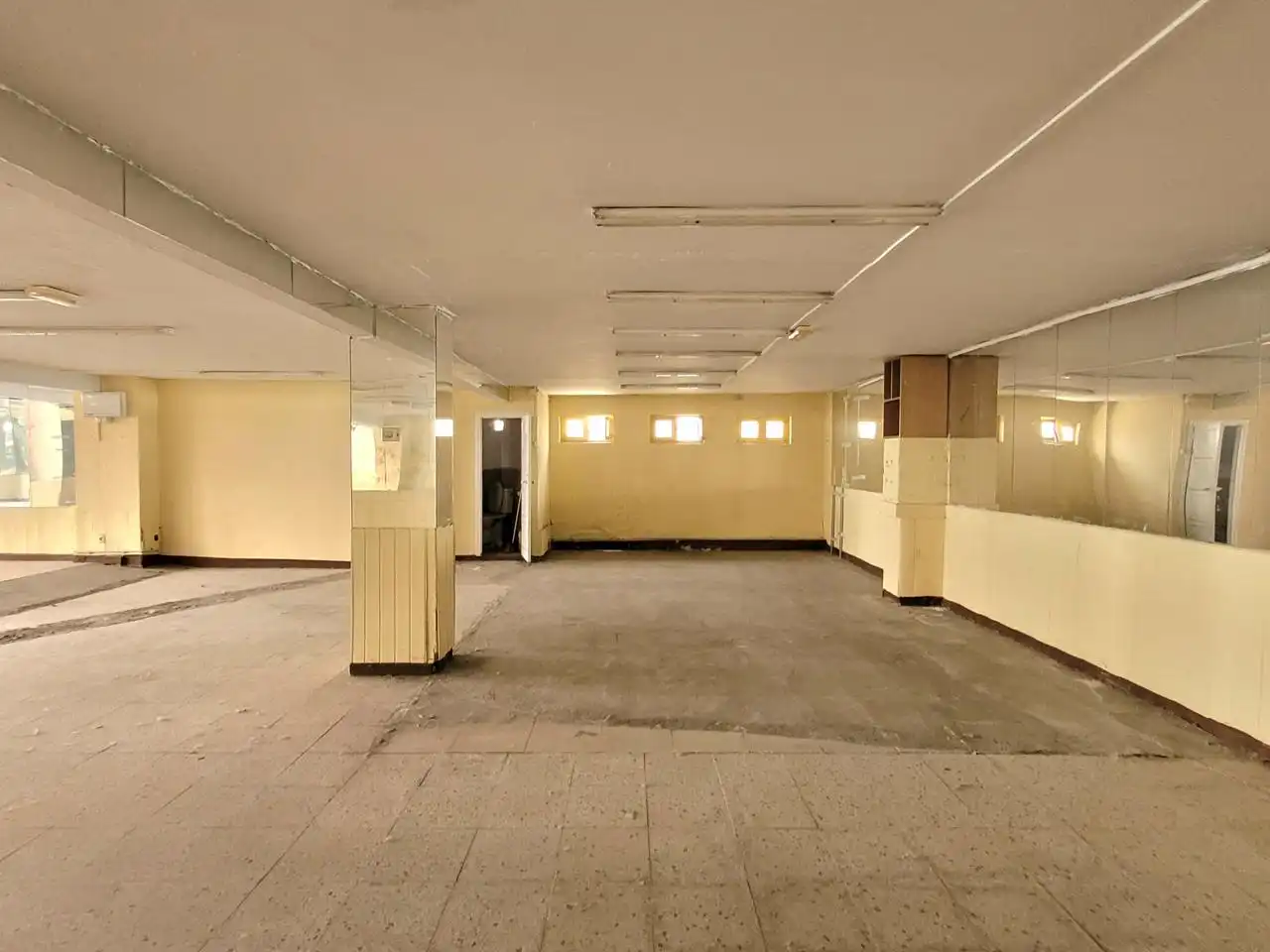 Business premises for sale in Carreño Miranda 35, imagen 6