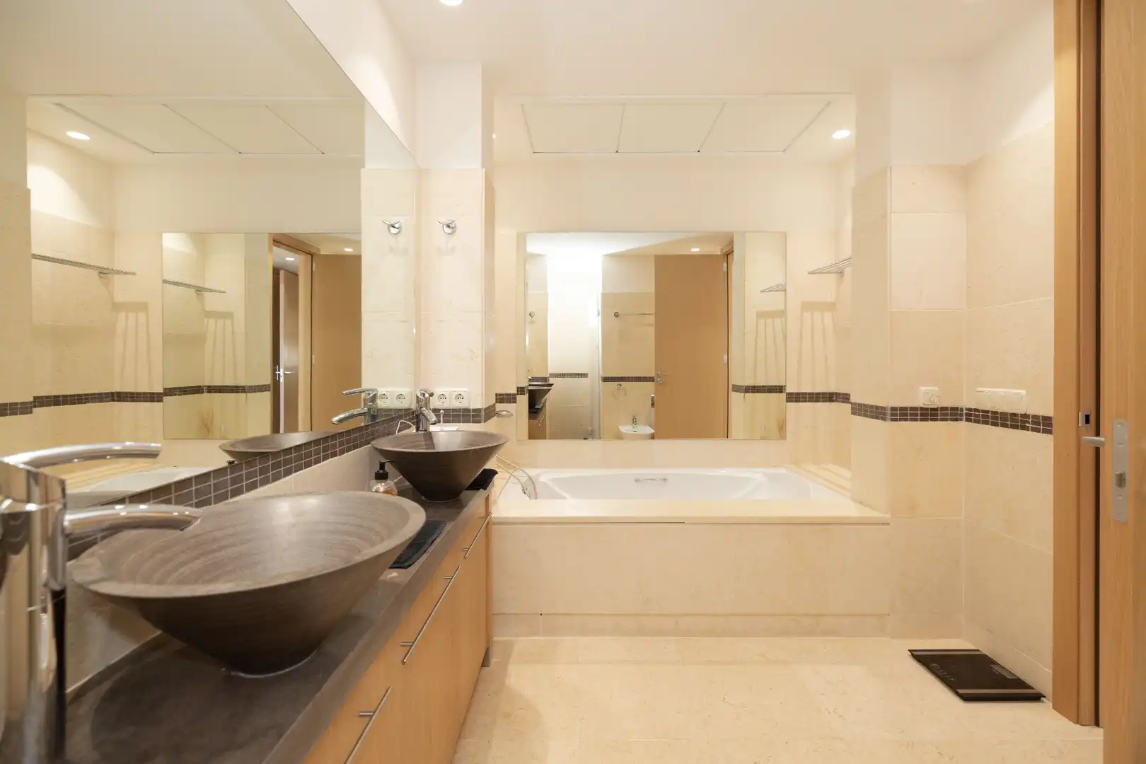 Flat with pool for sale in Urbanizacion los Altos de los Monteros, imagen 36
