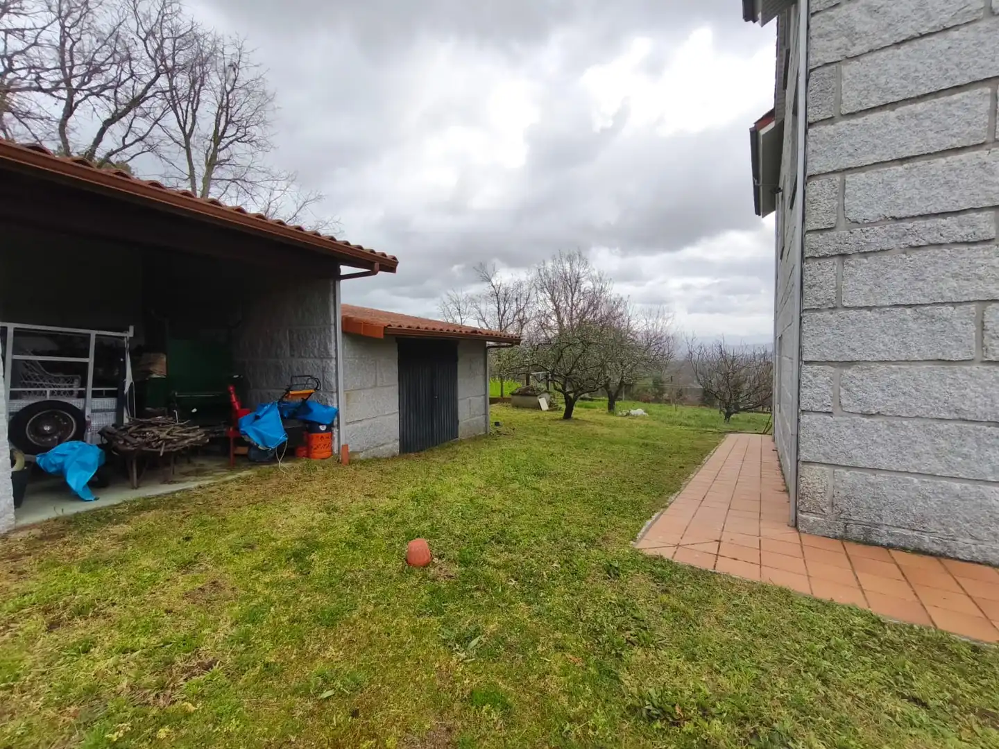 Garden of Houses for sale in Toén  with Heating, Private garden and Parquet flooring