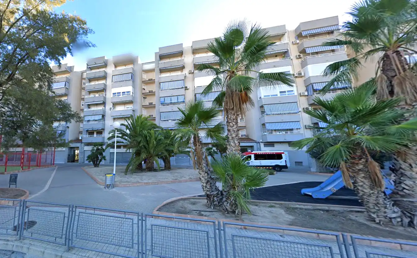 Appartement compact à vendre à 25 21