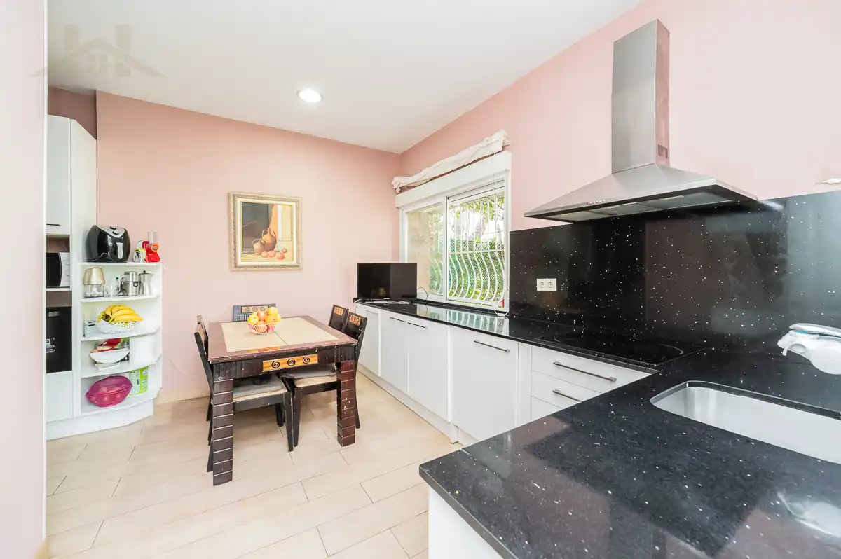 Cocina de Casa adosada en venta en Las Rozas de Madrid