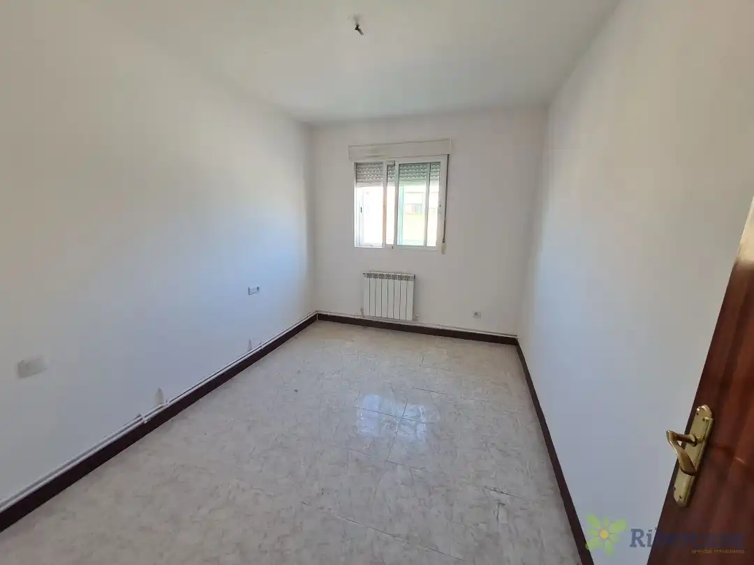 Habitación de Piso en venta en Cintruénigo con Calefacción, Trastero y Balcón