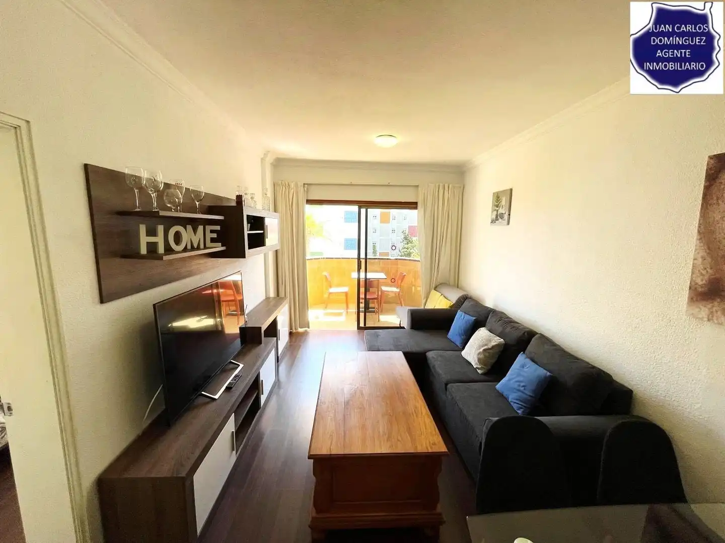 Sala de estar de Apartamento de alquiler en San Bartolomé de Tirajana con Terraza, Amueblado y Piscina comunitaria