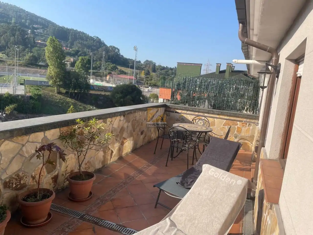 Terraza de Ático de alquiler en Oviedo  con Calefacción, Parquet y Terraza
