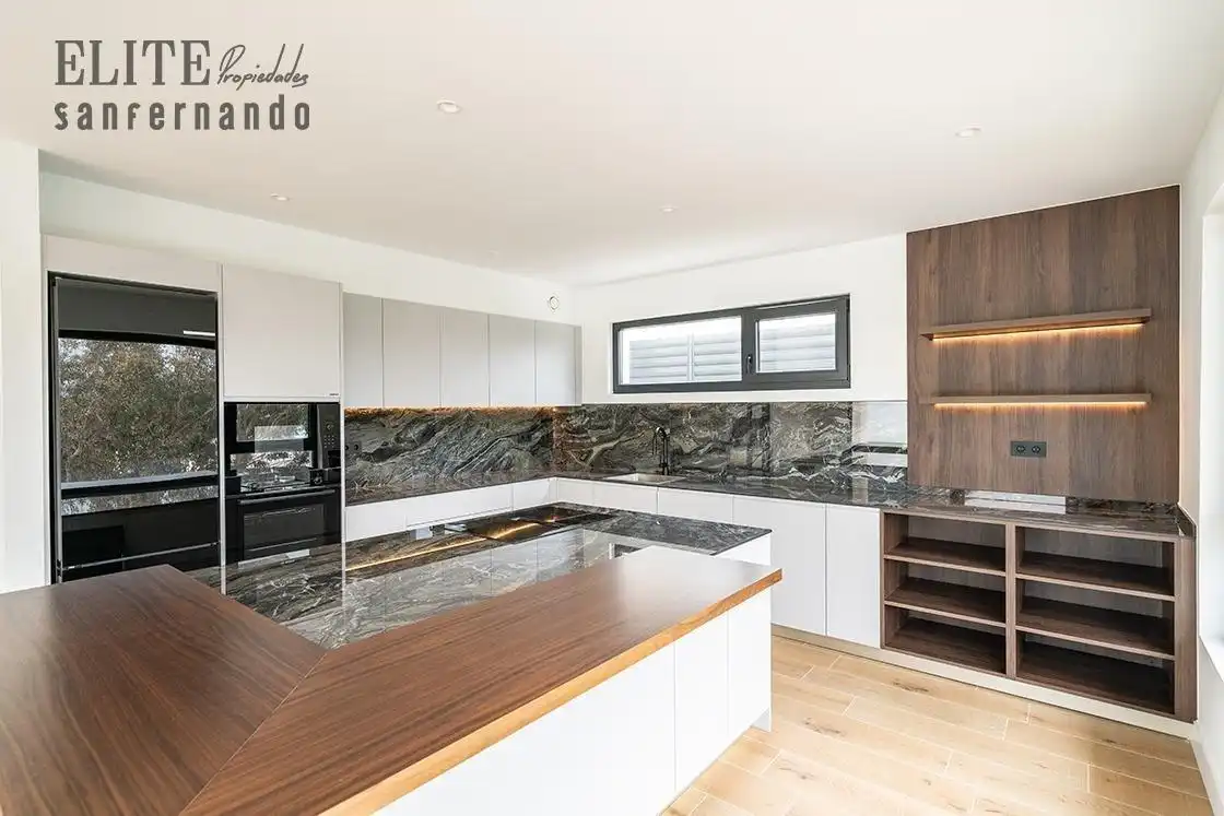 Cocina de Casa o chalet en venta en Suances con Calefacción, Jardín privado y Piscina